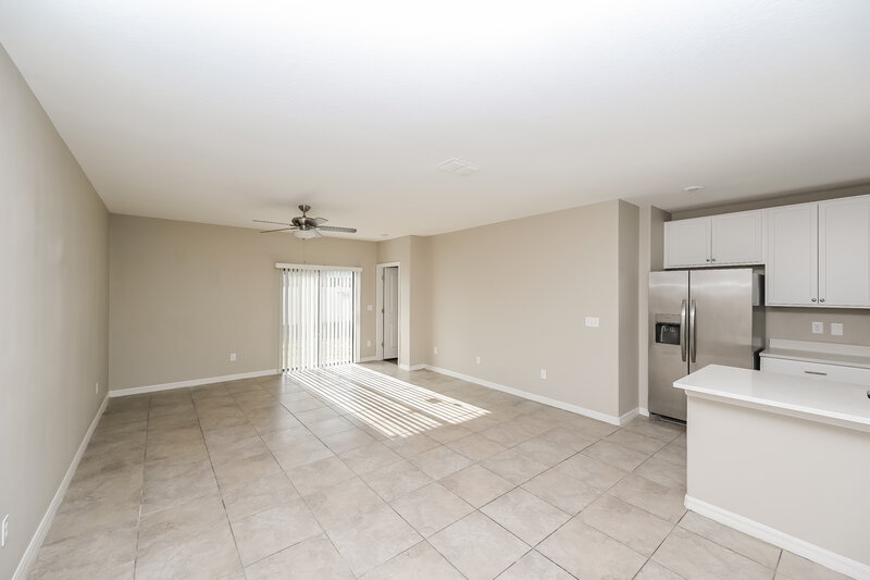 2,510/Mo, 14802 Diamond View Pl Wimauma, FL 33598 Living Room View