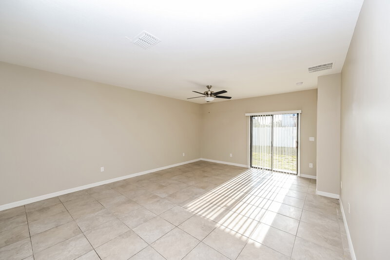 2,510/Mo, 14802 Diamond View Pl Wimauma, FL 33598 Living Room View 2
