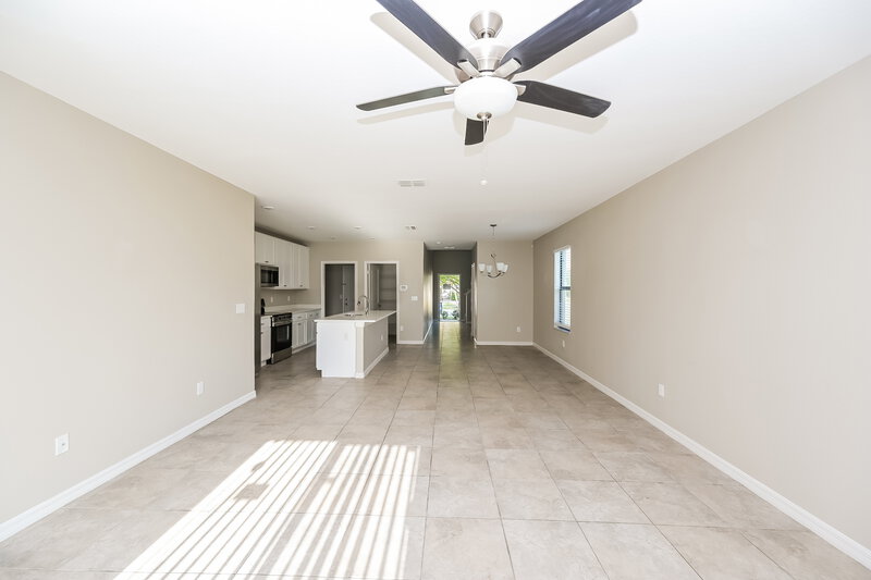 2,510/Mo, 14802 Diamond View Pl Wimauma, FL 33598 Living Room View 3
