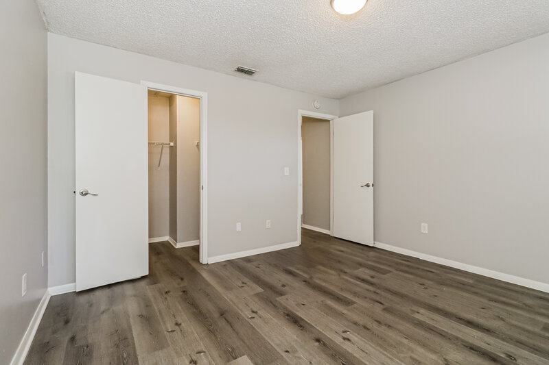 0/Mo, 3408 Laurel Dale Dr Tampa, FL 33624 Bedroom View 2