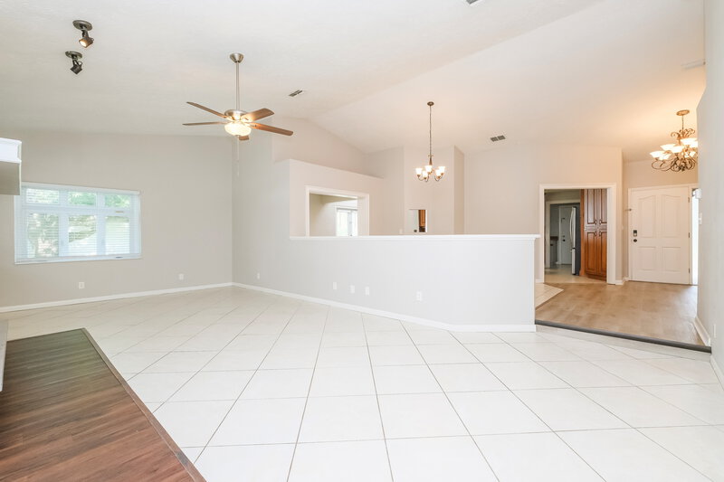 2,965/Mo, 8807 Wellesly Ct Odessa, FL 33556 Living Room View 2
