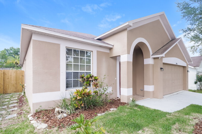 2,395/Mo, 18216 Brookpark Drive Tampa, FL 33647 Front View