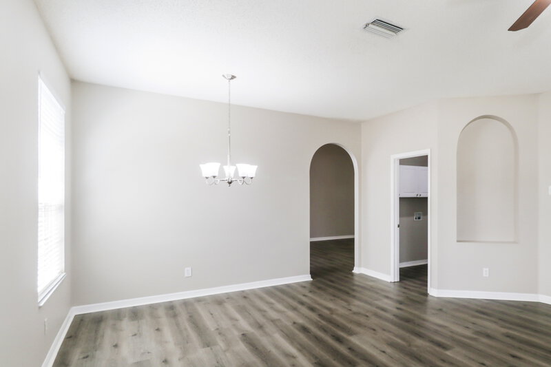 2,395/Mo, 18216 Brookpark Drive Tampa, FL 33647 Dining Room View 2