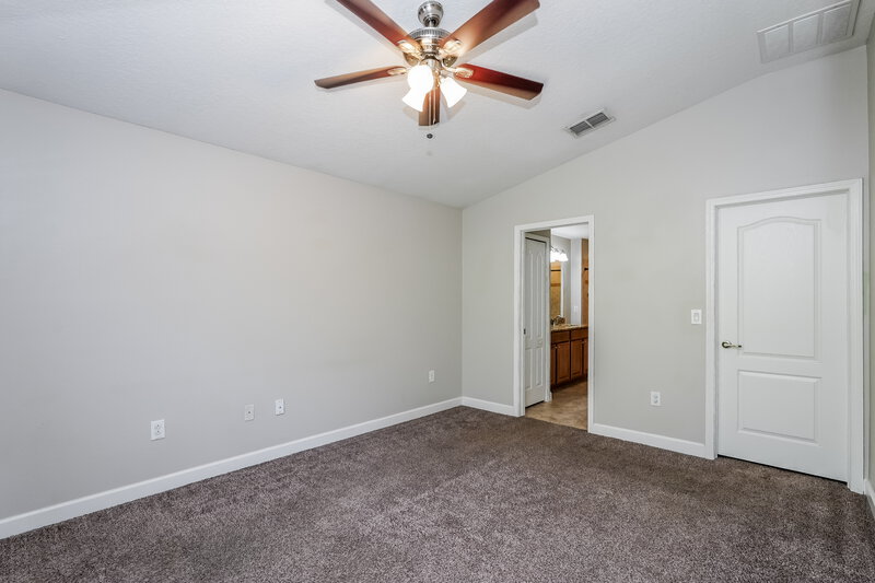 1,930/Mo, 12546 Jillian Circle Hudson, FL 34669 Main Bedroom View