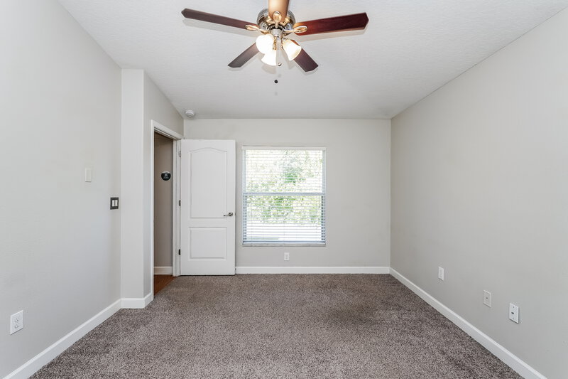 1,930/Mo, 12546 Jillian Circle Hudson, FL 34669 Main Bedroom View 2