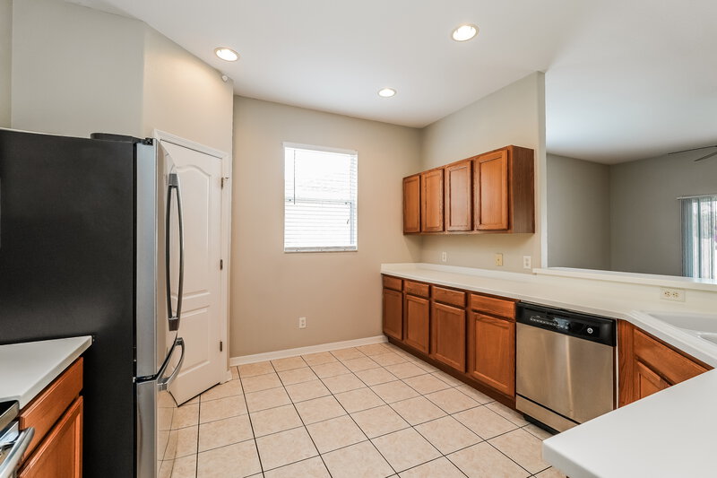 2,065/Mo, 18815 Narimore Drive Land O Lakes, FL 34638 Kitchen View