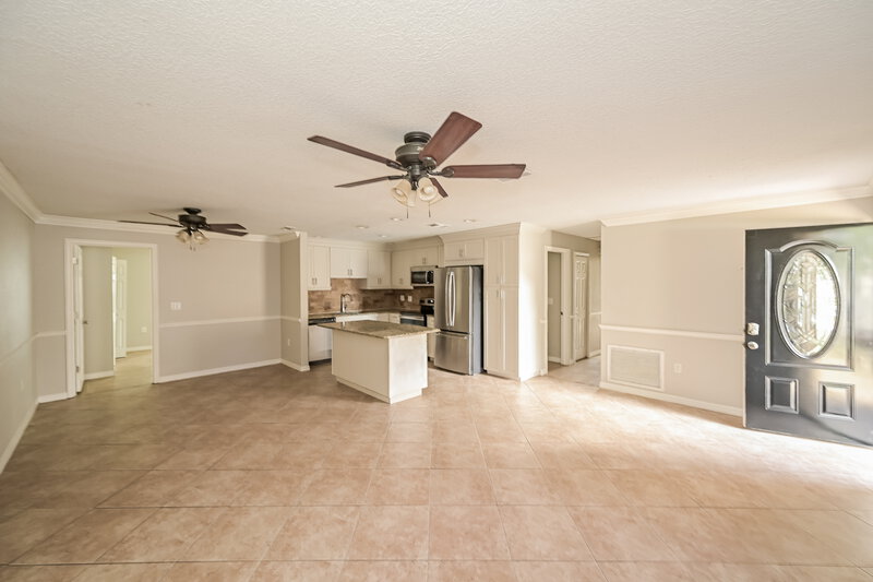 1,785/Mo, 3746 Murrow Street New Port Richey, FL 34655 Living Room View 2