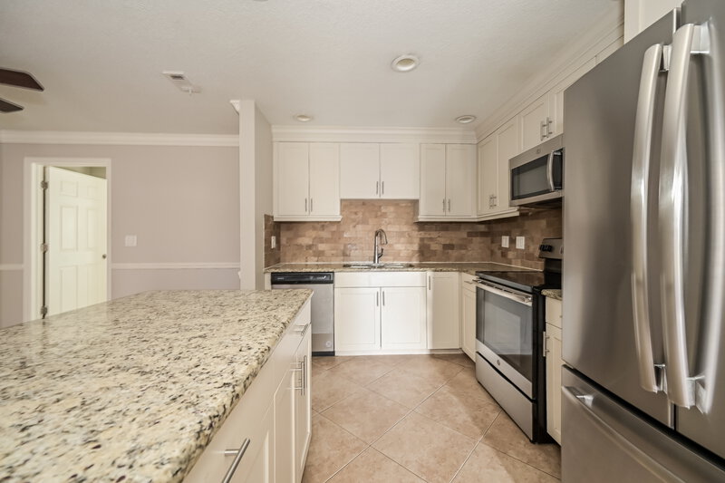 1,785/Mo, 3746 Murrow Street New Port Richey, FL 34655 Kitchen View