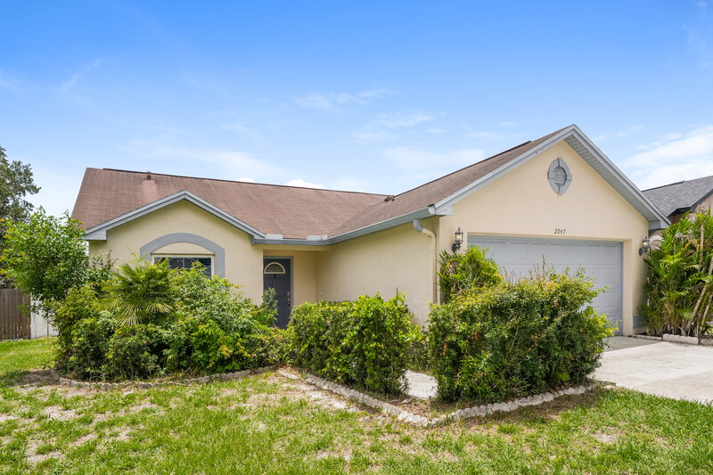 2,175/Mo, 2047 Sarah Louise Dr Brandon, FL 33510 Front View