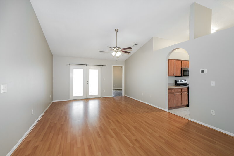 2,175/Mo, 2047 Sarah Louise Dr Brandon, FL 33510 Living Room View