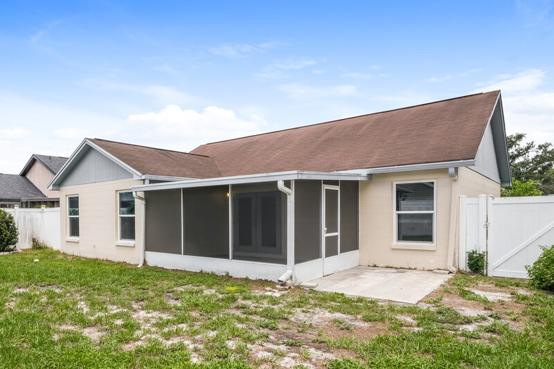 2,175/Mo, 2047 Sarah Louise Dr Brandon, FL 33510 Rear View 2