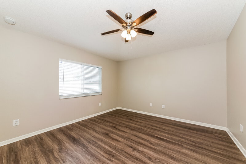 1,950/Mo, 11751 Lynmoor Drive Riverview, FL 33579 Main Bedroom View