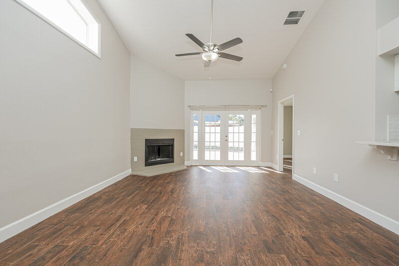 2,480/Mo, 8606 Twin Farms Place Tampa, FL 33635 Living Room View