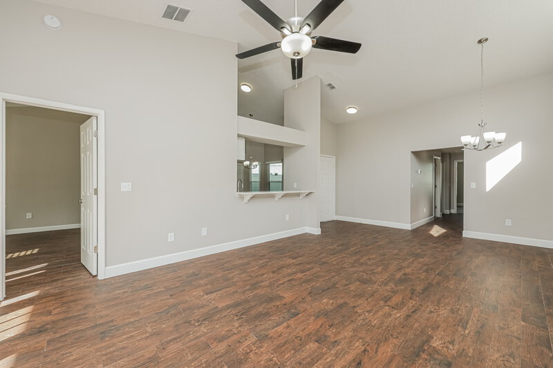 2,480/Mo, 8606 Twin Farms Place Tampa, FL 33635 Living Room View 2