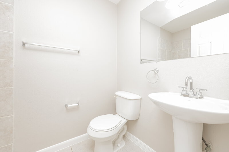 2,480/Mo, 8606 Twin Farms Place Tampa, FL 33635 Bathroom View