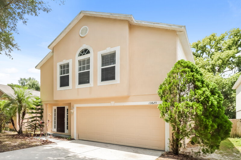 3,680/Mo, 13825 Gentle Woods Avenue Riverview, FL 33569 Front View
