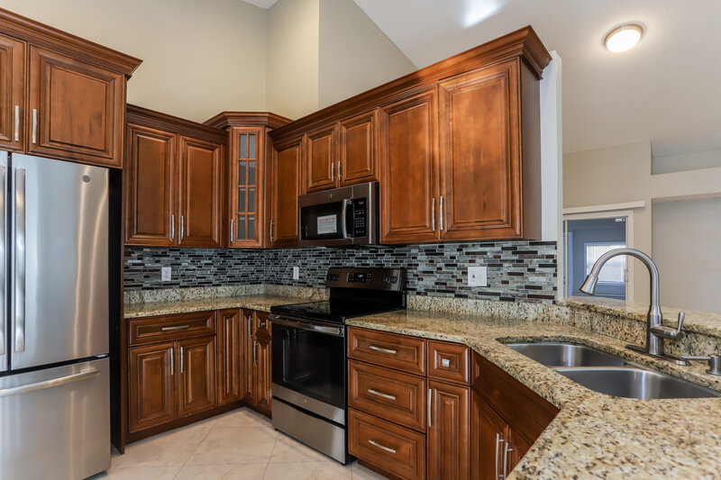 2,785/Mo, 9001 Sheldon Chase Drive Tampa, FL 33635 Kitchen View 2