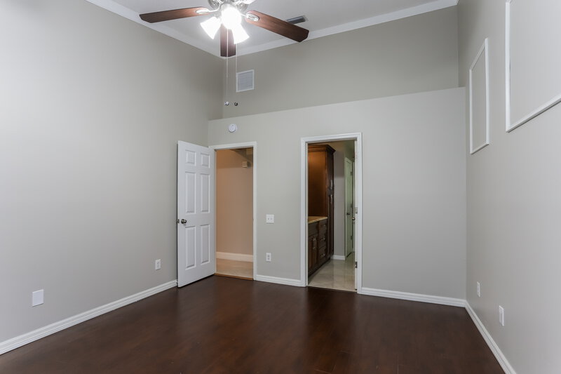2,785/Mo, 9001 Sheldon Chase Drive Tampa, FL 33635 Main Bedroom View 2