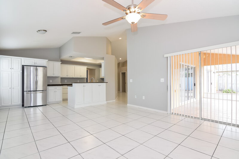 2,340/Mo, 24146 Cross Lane Land O Lakes, FL 34639 Living Room View 2