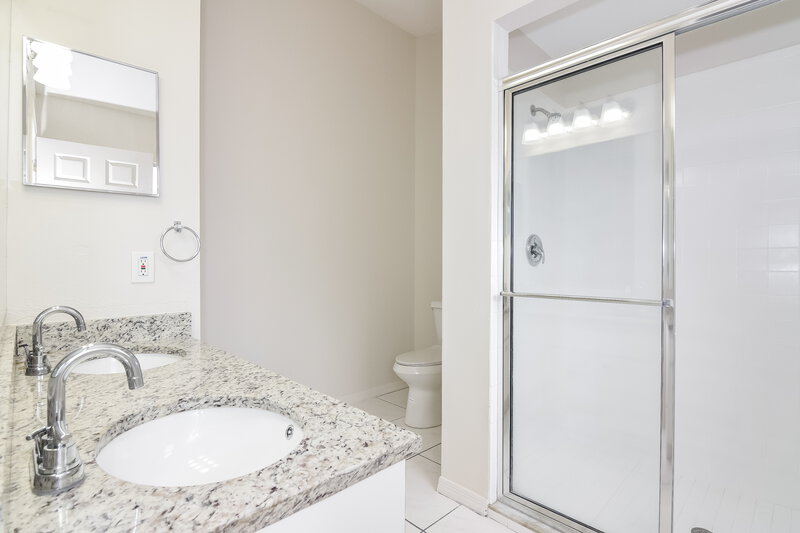 2,340/Mo, 24146 Cross Lane Land O Lakes, FL 34639 Master Bathroom View