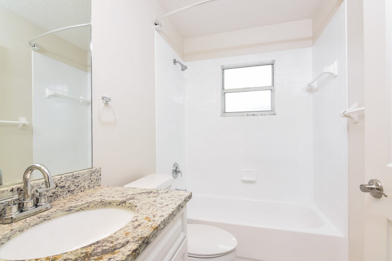 2,340/Mo, 24146 Cross Lane Land O Lakes, FL 34639 Bathroom View