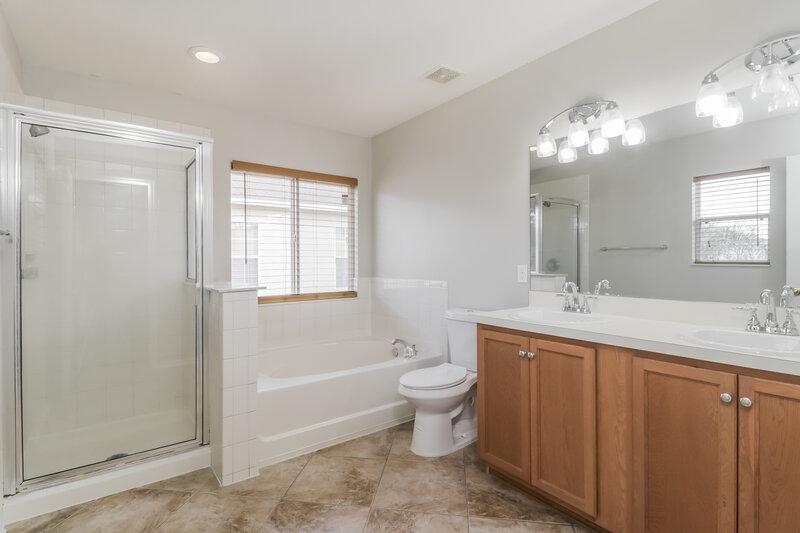 2,065/Mo, 18837 Sunterra Drive Land O Lakes, FL 34638 Main Bathroom View