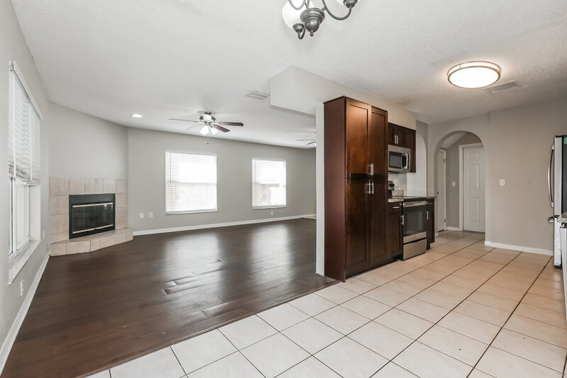 2,255/Mo, 741 Burlwood Street Brandon, FL 33511 Dining Room View 2