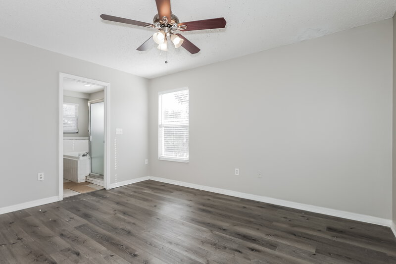 2,255/Mo, 741 Burlwood Street Brandon, FL 33511 Main Bedroom View 2