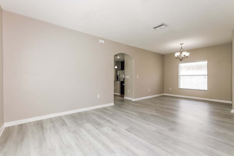 2,355/Mo, 10525 Summer Azure Dr. Riverview, FL 33578 Living Room View 3