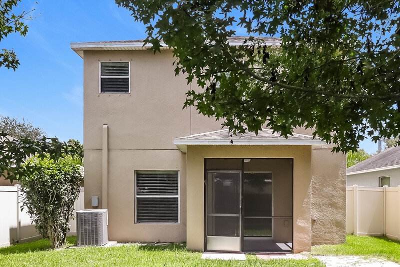 2,355/Mo, 10525 Summer Azure Dr. Riverview, FL 33578 Rear View