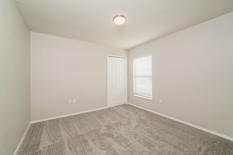 2,050/Mo, 8179 Woodvine Cir Lakeland, FL 33810 Bedroom View 2