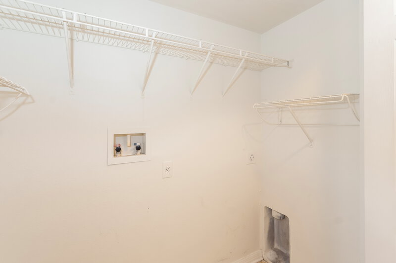 2,320/Mo, 30314 Pongo Way Wesley Chapel, FL 33545 Laundry Room View