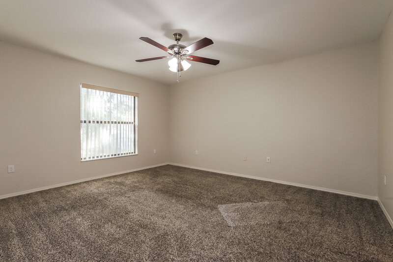 1,950/Mo, 5760 Woodruff Way Lakeland, FL 33812 Main Bedroom View