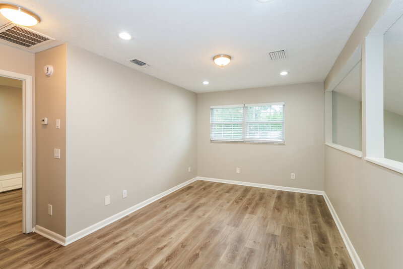 2,890/Mo, 8105 N Fremont Ave Tampa, FL 33604 Bedroom View 3