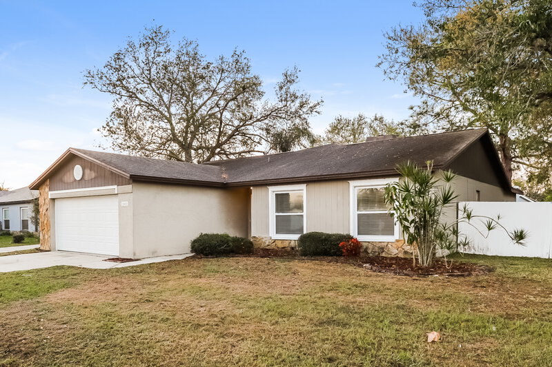 2,510/Mo, 1302 Foxboro Drive Brandon, FL 33511 Front View