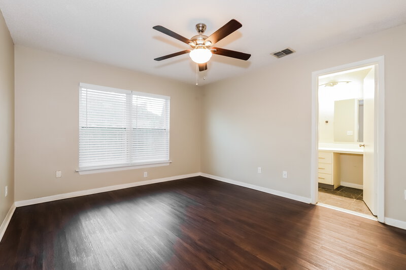 2,510/Mo, 1302 Foxboro Drive Brandon, FL 33511 Main Bedroom View 2