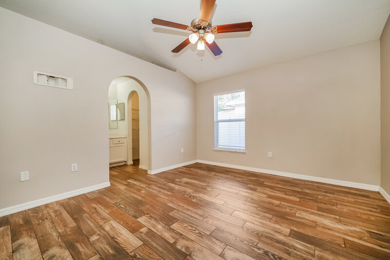 2,265/Mo, 13719 Gentle Woods Avenue Riverview, FL 33569 Main Bedroom View 2