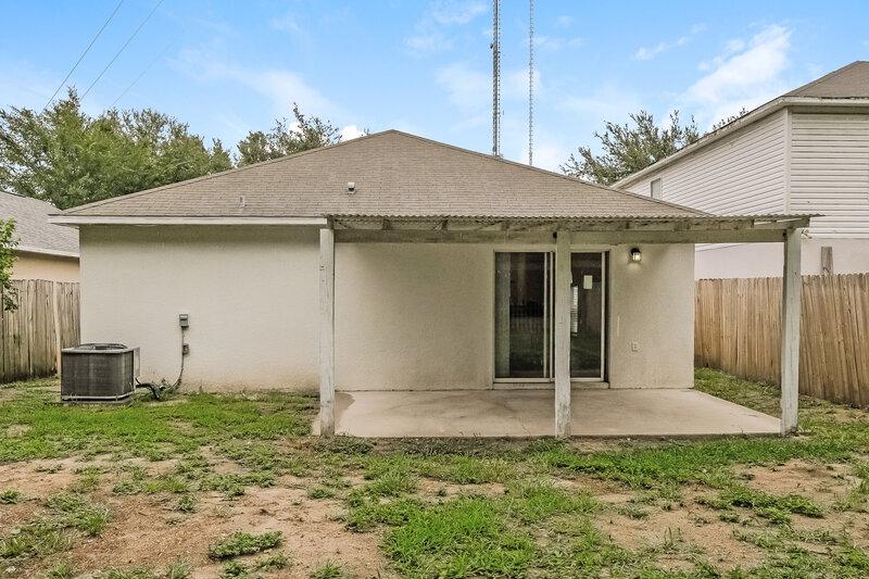 2,185/Mo, 13719 Gentle Woods Avenue Riverview, FL 33569 Rear View