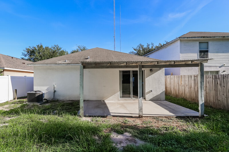 2,265/Mo, 13719 Gentle Woods Avenue Riverview, FL 33569 Rear View