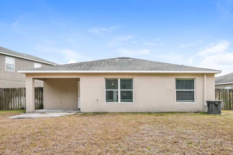 1,880/Mo, 12912 White Bluff Rd Hudson, FL 34669 Rear View