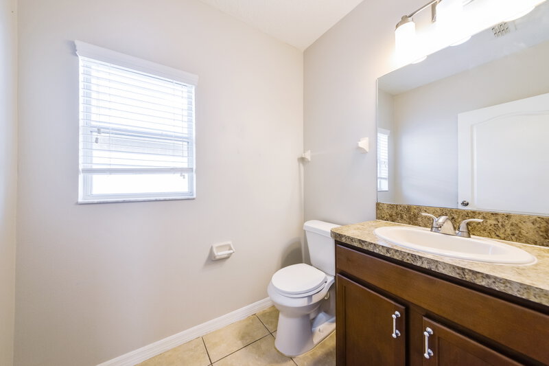 2,080/Mo, 1048 Seminole Sky Drive Ruskin, FL 33570 Bathroom View