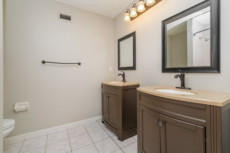 1,995/Mo, 12541 Shadow Ridge Boulevard Hudson, FL 34669 Main Bathroom View