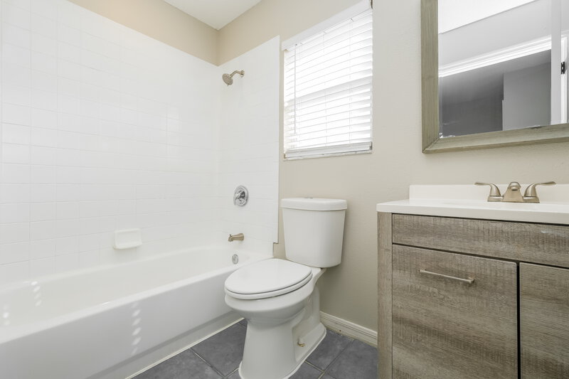 1,995/Mo, 12541 Shadow Ridge Boulevard Hudson, FL 34669 Bathroom View