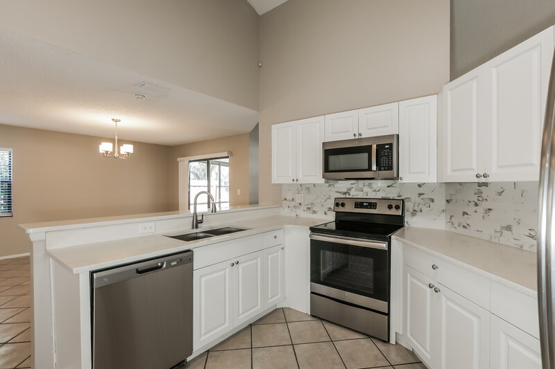 2,405/Mo, 12206 Netherfield Court Riverview, FL 33569 Kitchen View 2