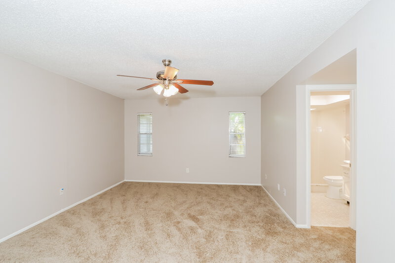 2,050/Mo, 1833 Thistle Court Wesley Chapel, FL 33543 Main Bedroom View