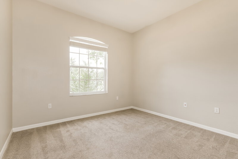 2,205/Mo, 36210 Laguna Hills Circle Zephyrhills, FL 33541 Bedroom View 3
