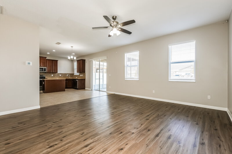 2,465/Mo, 720 Parker Den Drive Ruskin, FL 33570 Family Room View