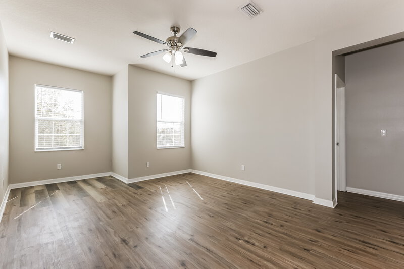 2,465/Mo, 720 Parker Den Drive Ruskin, FL 33570 Main Bedroom View