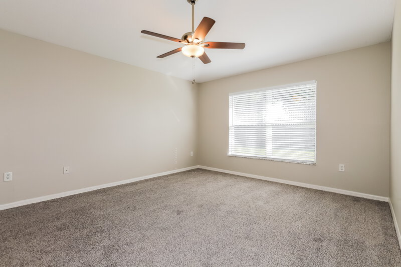 1,880/Mo, 7622 Weehawken Dr Zephyrhills, FL 33540 Main Bedroom View 2