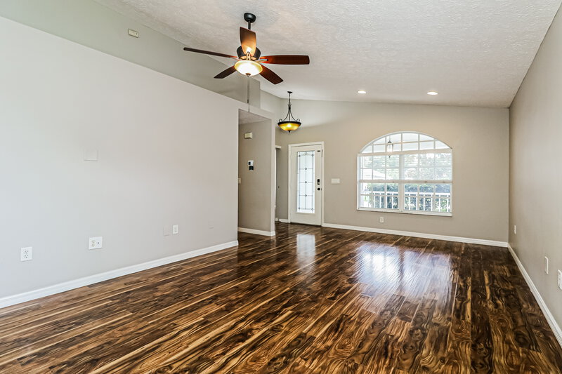 2,080/Mo, 11635 Leda Ln New Port Richey, FL 34654 Living Room View 2